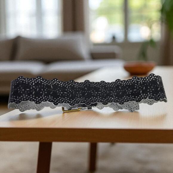 Olga Santini Wide Leather Belt Black Crackled Laser Cut Scalloped Buckle Medium main image 5